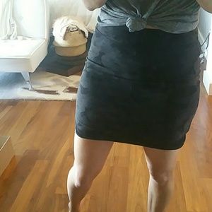 Lululemon camouflage skirt